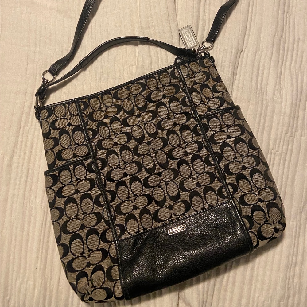 Coach Park Signature Hobo Bag No. F30341